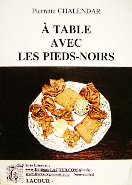 A table avec les pieds-noirs